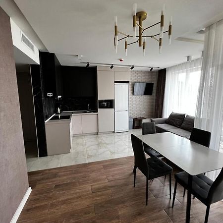 Апартаменти Sunvi В Жк Сонячний Квартал Golubinoye Luaran gambar